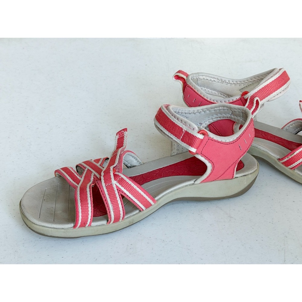 Croft & Barrow Size 8 Coral Salmon Sandals Adjustable Strap Beach Vacation - Picture 5 of 7